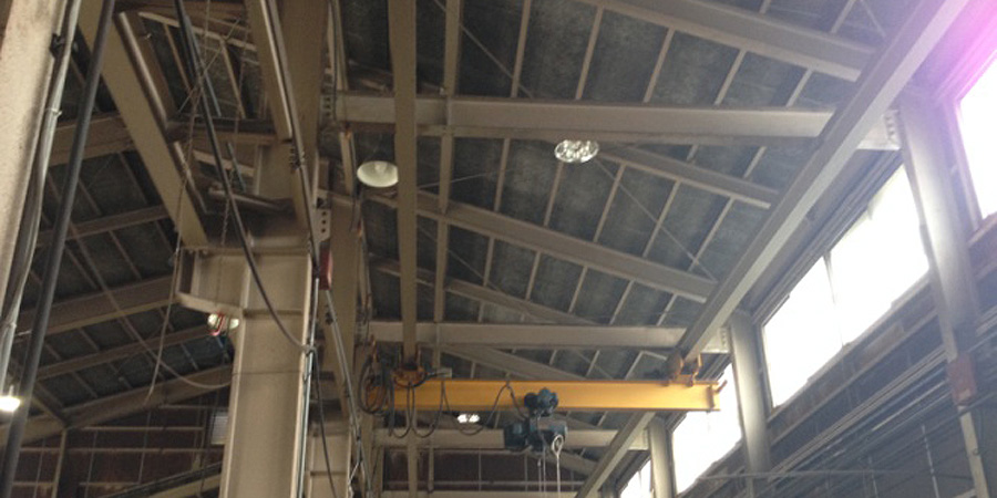 燕市：機械部品製造業　水銀灯からLED照明に交換工事前の様子